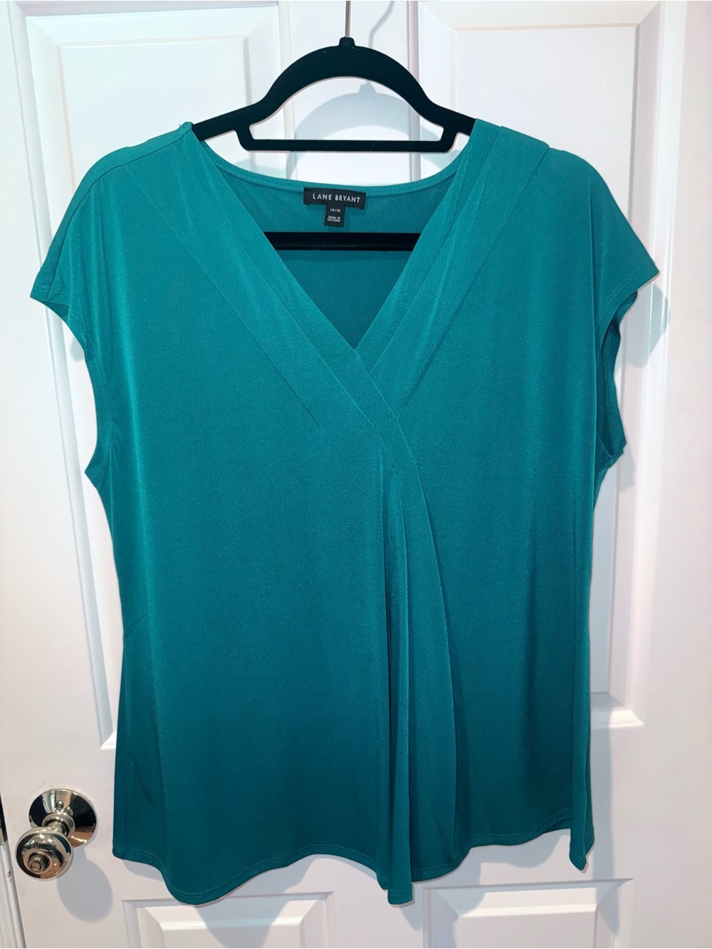 Lane Bryant Teal pleated V-Neck Cap Sleeve Top 14/16